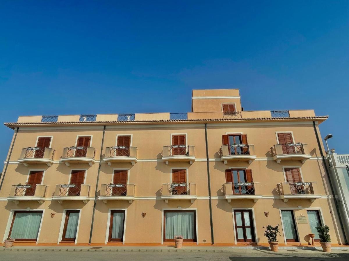 רג'יו די קאלאבריה Hotel La Lampara מראה חיצוני תמונה