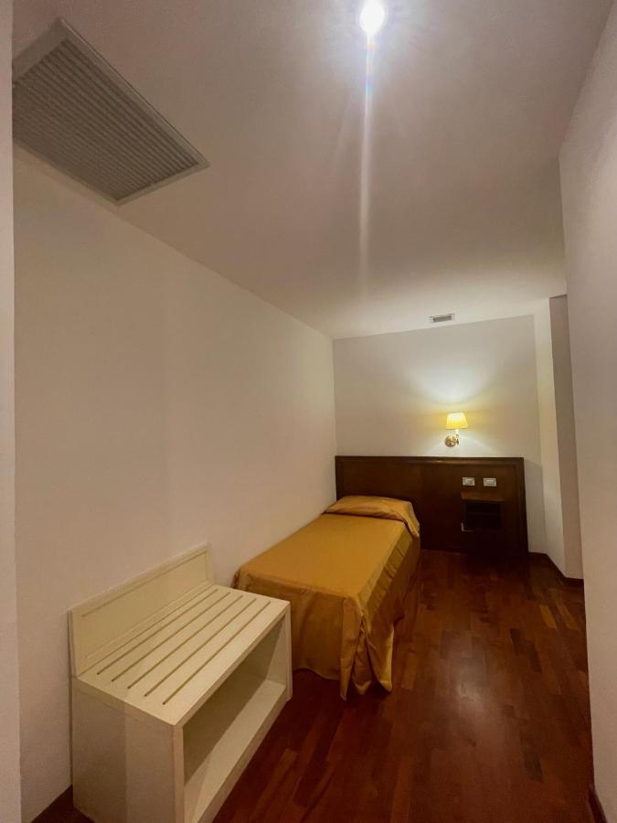 רג'יו די קאלאבריה Hotel La Lampara מראה חיצוני תמונה