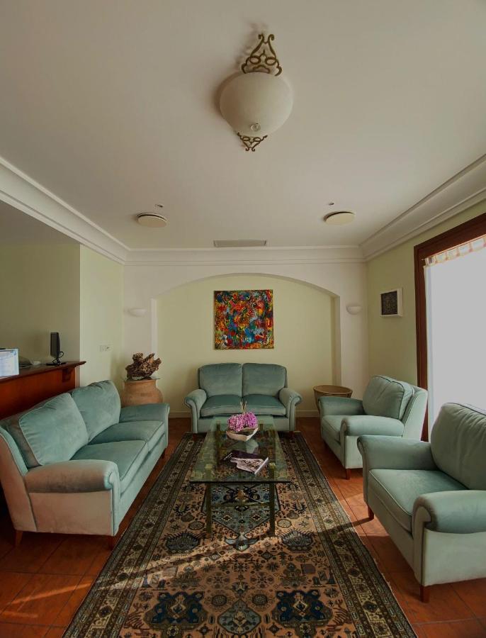 רג'יו די קאלאבריה Hotel La Lampara מראה חיצוני תמונה